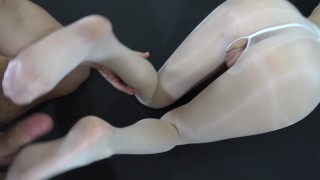 Horny fuck in ouvert-nylons – MaryWet
